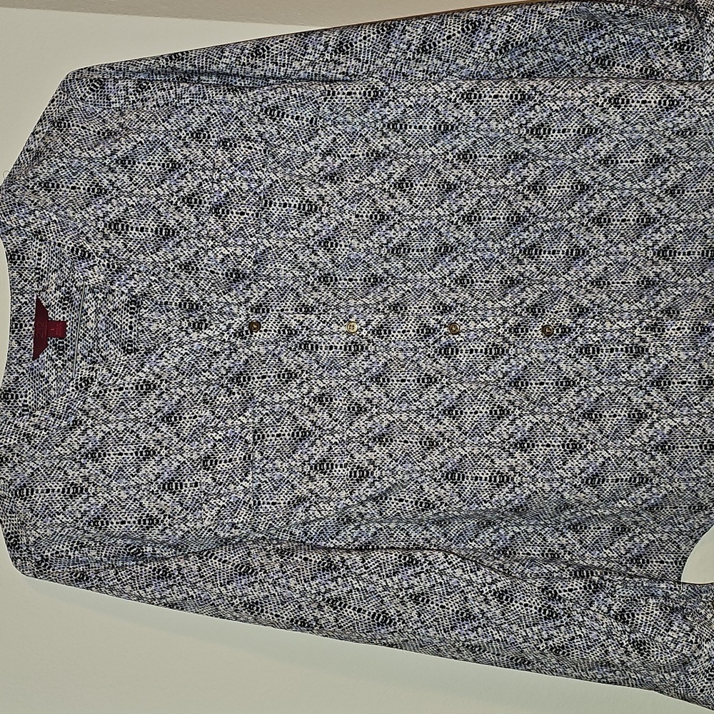 Patterned Button-Up - Picture 8 of 8